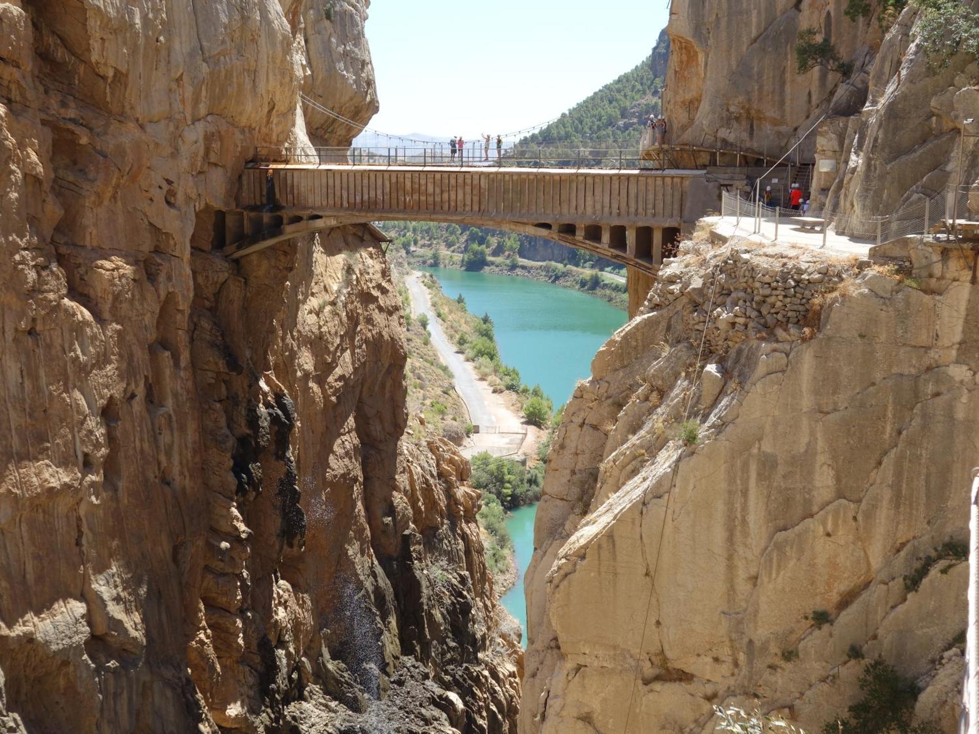 Апартаменти Atico Guadalhorce - Mirador Privado Con Barbacoa Y Solarium Алора Екстер'єр фото